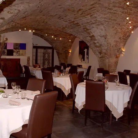 Restaurant La Source Hotel 3*